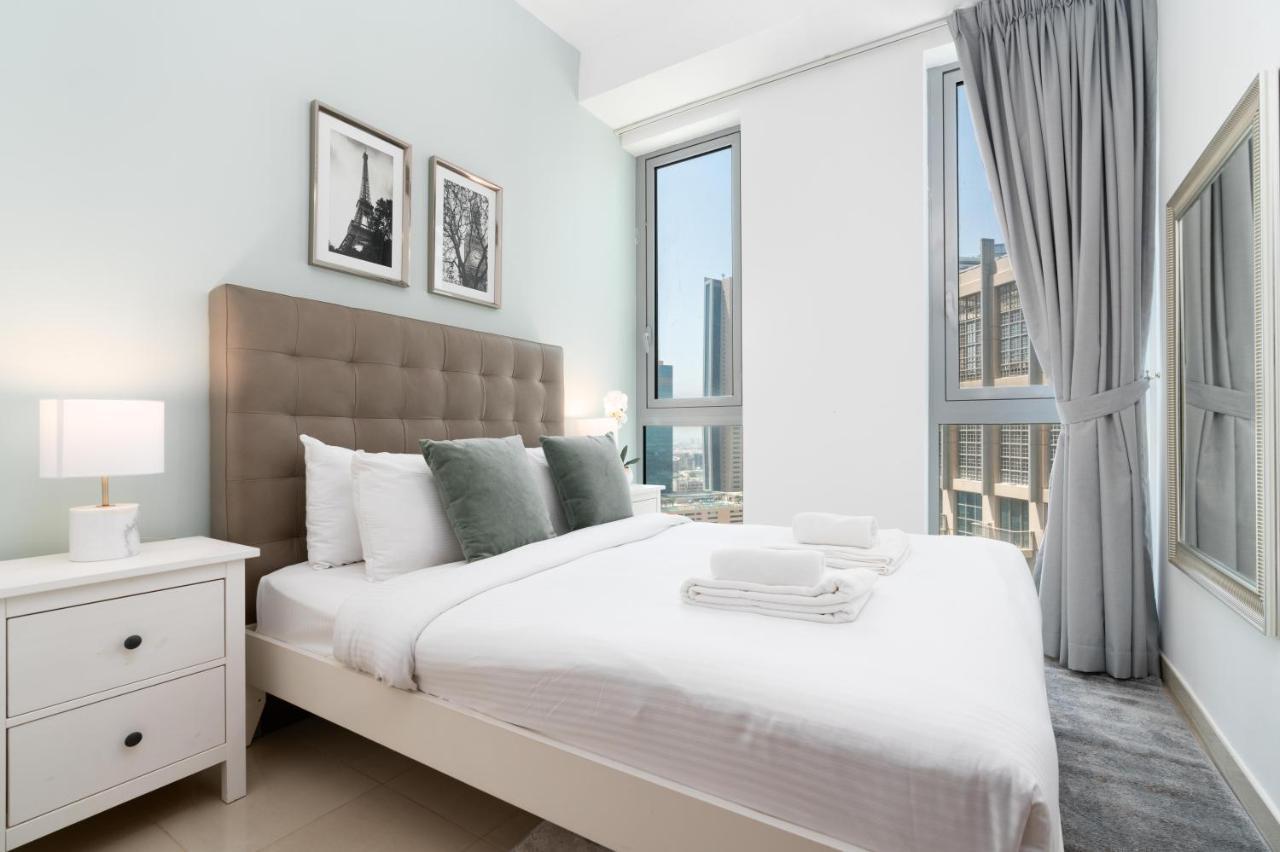 Ultimate Stay / 4 Beds / Burj Khalifa View Dubai Bagian luar foto